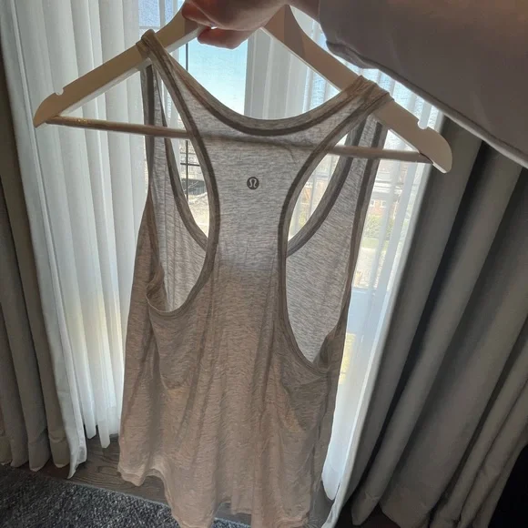 Grey Tanktop - Picture 3 of 3